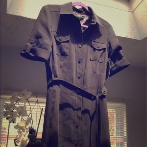 Tahari Arthur S Levine Essentials black size 10